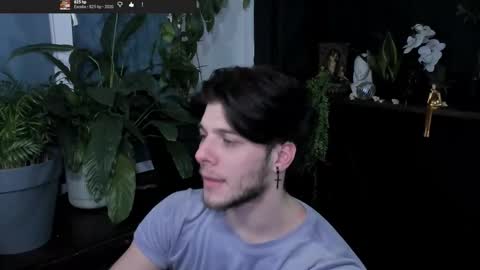 Gus online show from February 2, 10:51 pm