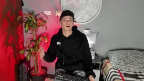 Snapshot of whiteman_0 chatting on October 14, 2:51 am whiteman_0 online show from October 14, 2:51 am