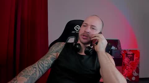 VI online show from November 27, 7:39 pm