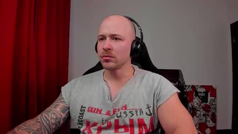 VI online show from February 2, 7:11 pm