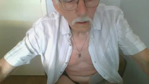 willem77779 online show from July 11, 8:49 am