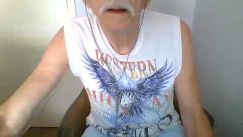 willem77779 online show from August 4, 8:42 am