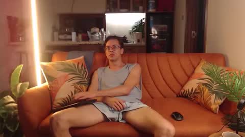 William online show from March 21, 1:37 pm