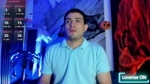 william_steel_ online show from October 6, 11:26 am