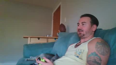 willyum3403 online show from September 26, 10:18 pm