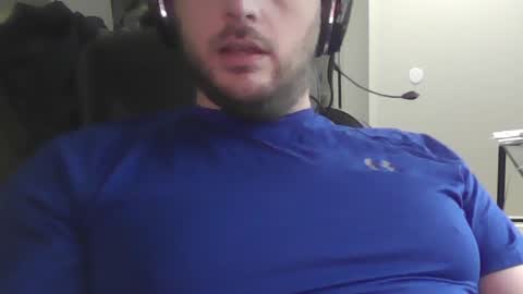 willywildcat420 online show from December 14, 7:25 pm