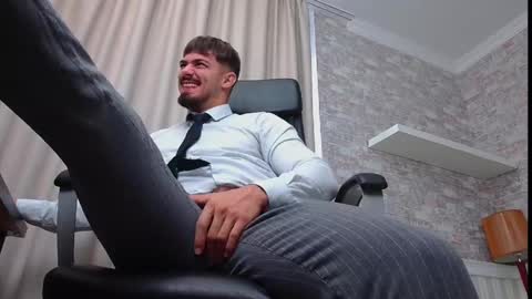 Snapshot of wilsonjules chatting on September 25, 5:28 am WilsonJules online show from September 25, 5:28 am