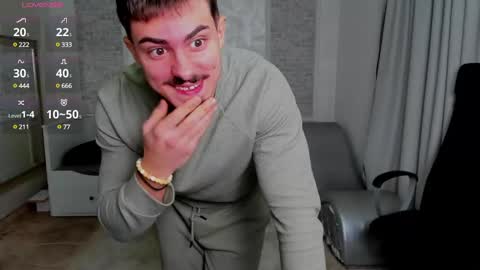 Snapshot of wilsonjules chatting on December 7, 9:00 pm WilsonJules online show from December 7, 9:00 pm