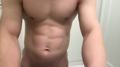 Snapshot of winsome_naked_gentleman chatting on February 8, 3:52 am WInsome online show from February 8, 3:52 am