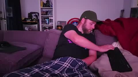 winter117 online show from October 16, 11:24 pm