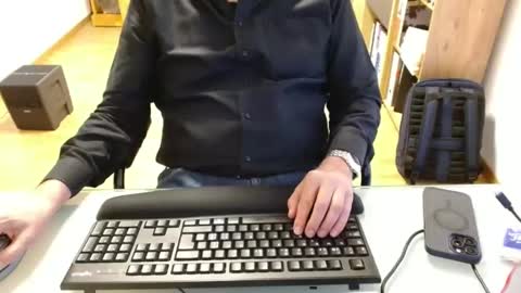 winterfreund99 online show from February 3, 9:52 am