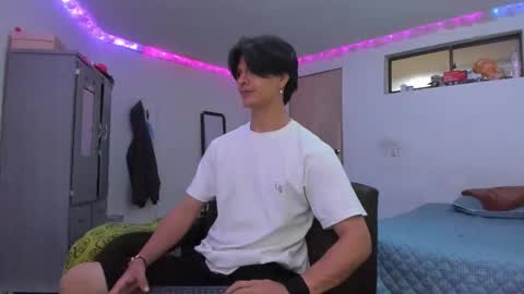 Ken online show from March 20, 2:26 am