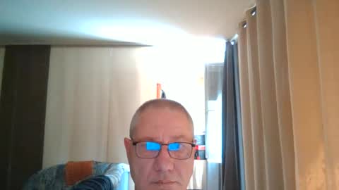 wixer1970 online show from July 5, 12:12 pm