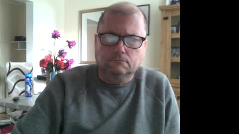 wobble444 online show from October 8, 10:52 am