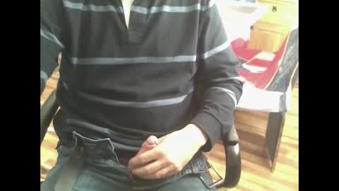 wobble444 online show from March 18, 10:40 am