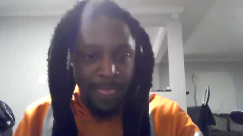 Woodpipe69 online show from January 2, 5:14 am