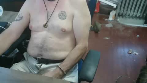woodworker6473 online show from July 13, 11:06 pm