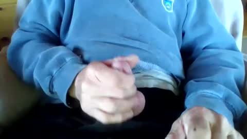 Snapshot of woodyxoxo chatting on November 2, 12:31 pm woodyxoxo online show from November 2, 12:31 pm