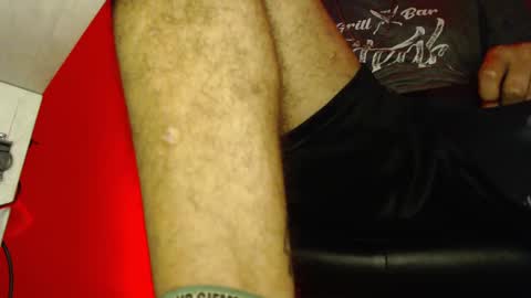 Snapshot of woondeer17 chatting on October 11, 2:04 am Woondeer online show from October 11, 2:04 am