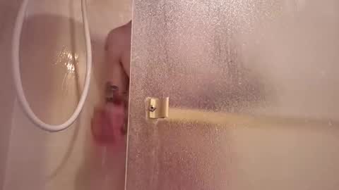 Snapshot of wribry83 chatting on October 21, 5:54 am wribry83 online show from October 21, 5:54 am