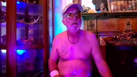 Snapshot of wscooter1 chatting on September 10, 11:03 pm SCOOTER online show from September 10, 11:03 pm