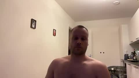 joejoe online show from February 9, 4:40 pm