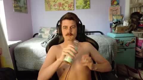 Wyatt online show from October 6, 7:18 pm