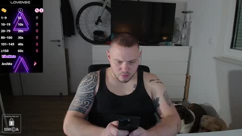 Snapshot of x19marco93x chatting on February 1, 6:29 pm x19marco93x online show from February 1, 6:29 pm