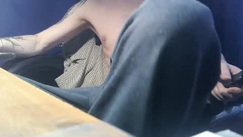 x_patri_x online show from February 13, 11:50 am