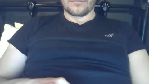 Snapshot of x_yes chatting on January 17, 4:04 pm x_yes online show from January 17, 4:04 pm