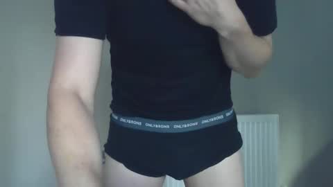 Snapshot of x_yes chatting on September 18, 6:48 am x_yes online show from September 18, 6:48 am