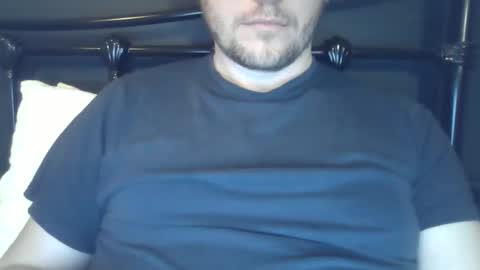 Snapshot of x_yes chatting on January 18, 9:24 pm x_yes online show from January 18, 9:24 pm