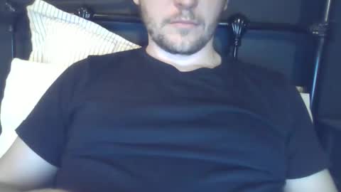 Snapshot of x_yes chatting on September 22, 7:57 pm x_yes online show from September 22, 7:57 pm