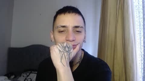 xalejo_max online show from October 18, 5:07 pm