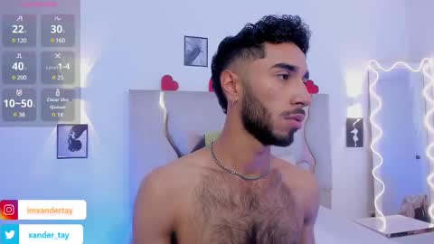 ISSANDER online show from February 26, 7:36 pm