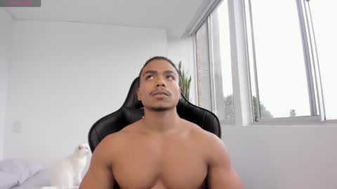 Xavier online show from May 25, 10:16 pm