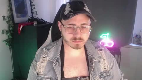 F A B I A N online show from September 20, 8:14 am