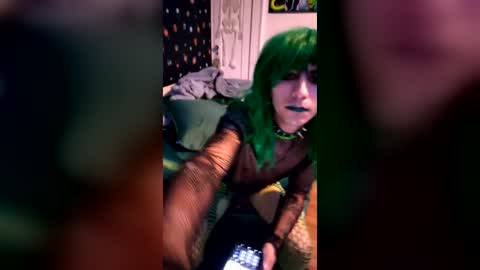 xSp00kyFemb0yx online show from July 14, 9:13 am