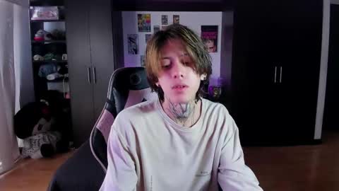 xIce Boy online show from April 14, 3:55 pm