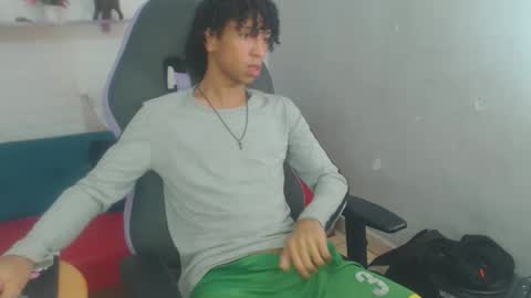 xion_ez online show from December 20, 11:01 pm