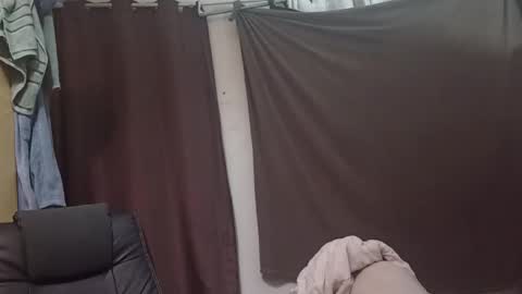 xirudasantiga online show from November 14, 1:20 am