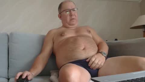 xrap online show from October 13, 7:03 am