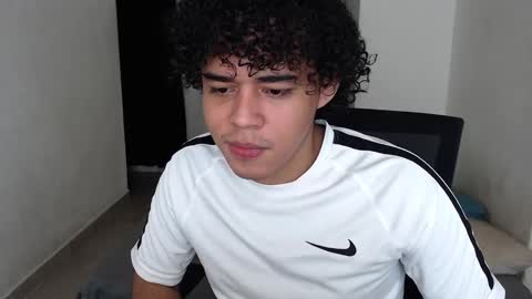 Snapshot of xtranherr chatting on January 4, 4:01 am xtranherr online show from January 4, 4:01 am