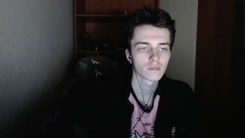 traqqq online show from October 8, 9:41 pm