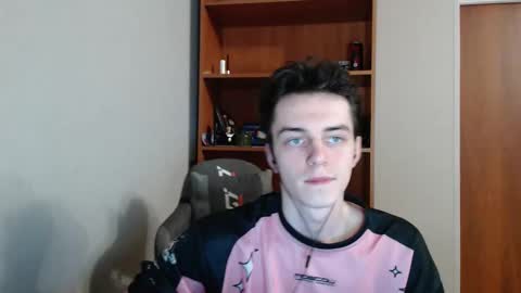 traqqq online show from October 2, 8:57 pm