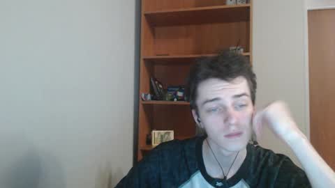 traqqq online show from November 1, 9:41 pm