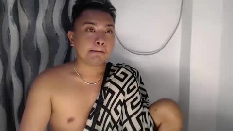 Loyd online show from April 22, 8:13 pm