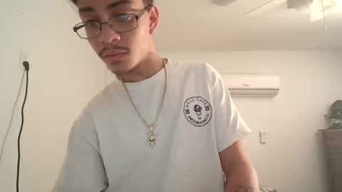 XxJasoneecxX online show from February 8, 11:33 am