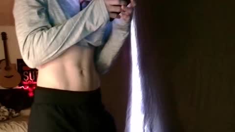 Snapshot of xxwhitefoxx chatting on February 22, 9:53 pm David Fox online show from February 22, 9:53 pm