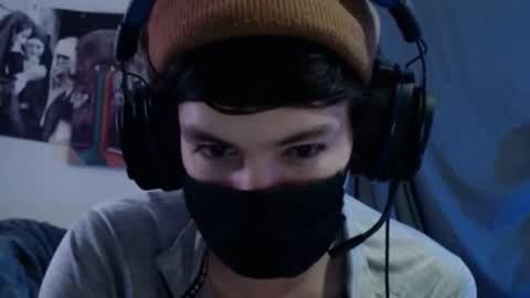 David Fox online show from December 16, 5:03 am